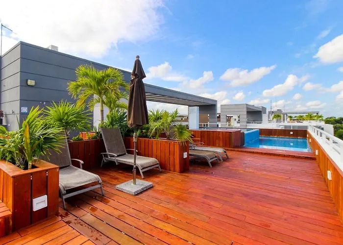 Nick Price C308 Hotel *